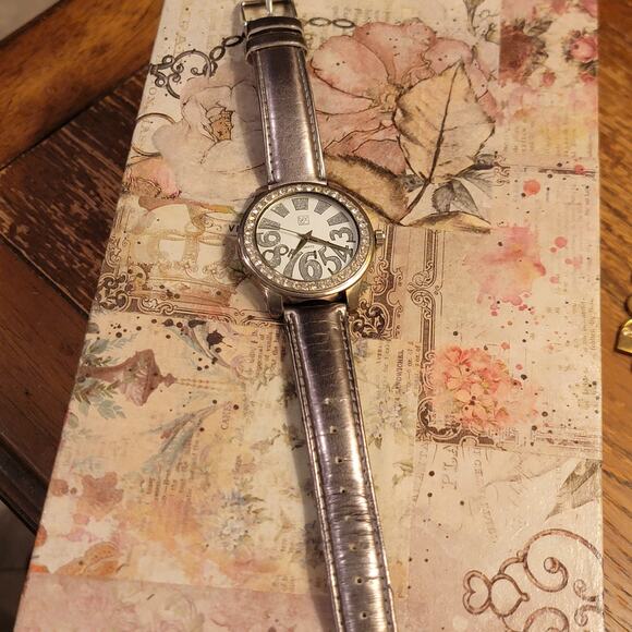 Vintage Watch NY&C Glitter Dial Quartz Rhinestone Bezel Silver Strap Japan Movt - Picture 3 of 10